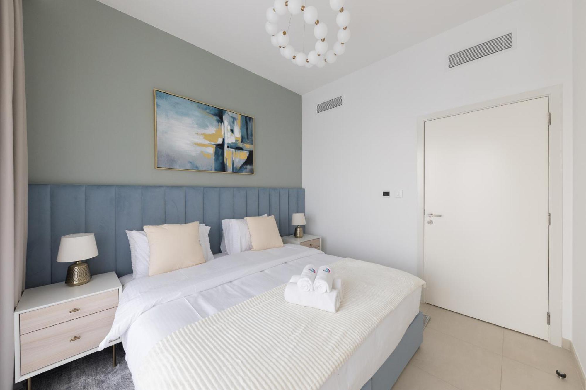 Apartment 3br And Maids Burj Khalifa And Fountain View For 8 Guests *
